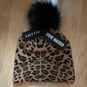 Steve Madden Beanie